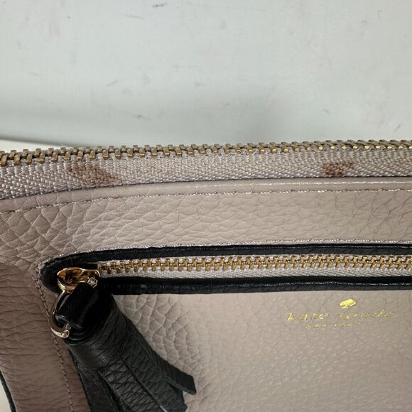 Kate Spade Pebbled Leather Wristlet/Wallet TINIE Chester Street Almond/Black - Picture 5 of 10